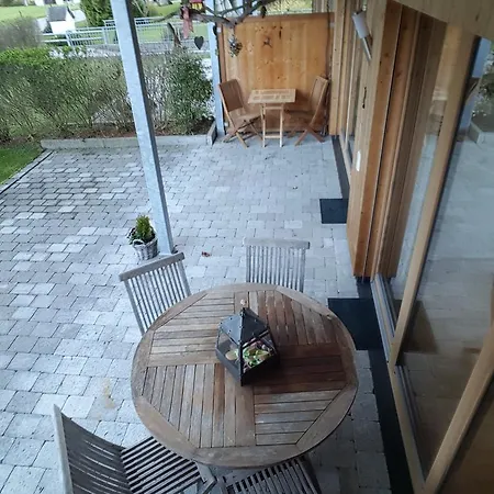 アパート Haus Jelini